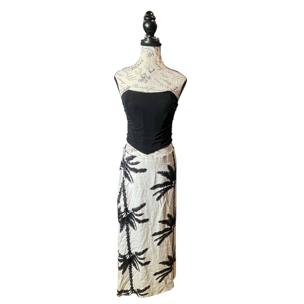 Ivory Palm Tree H&M Maxie Skirt And Adjustable Size Tie Back Black Corset